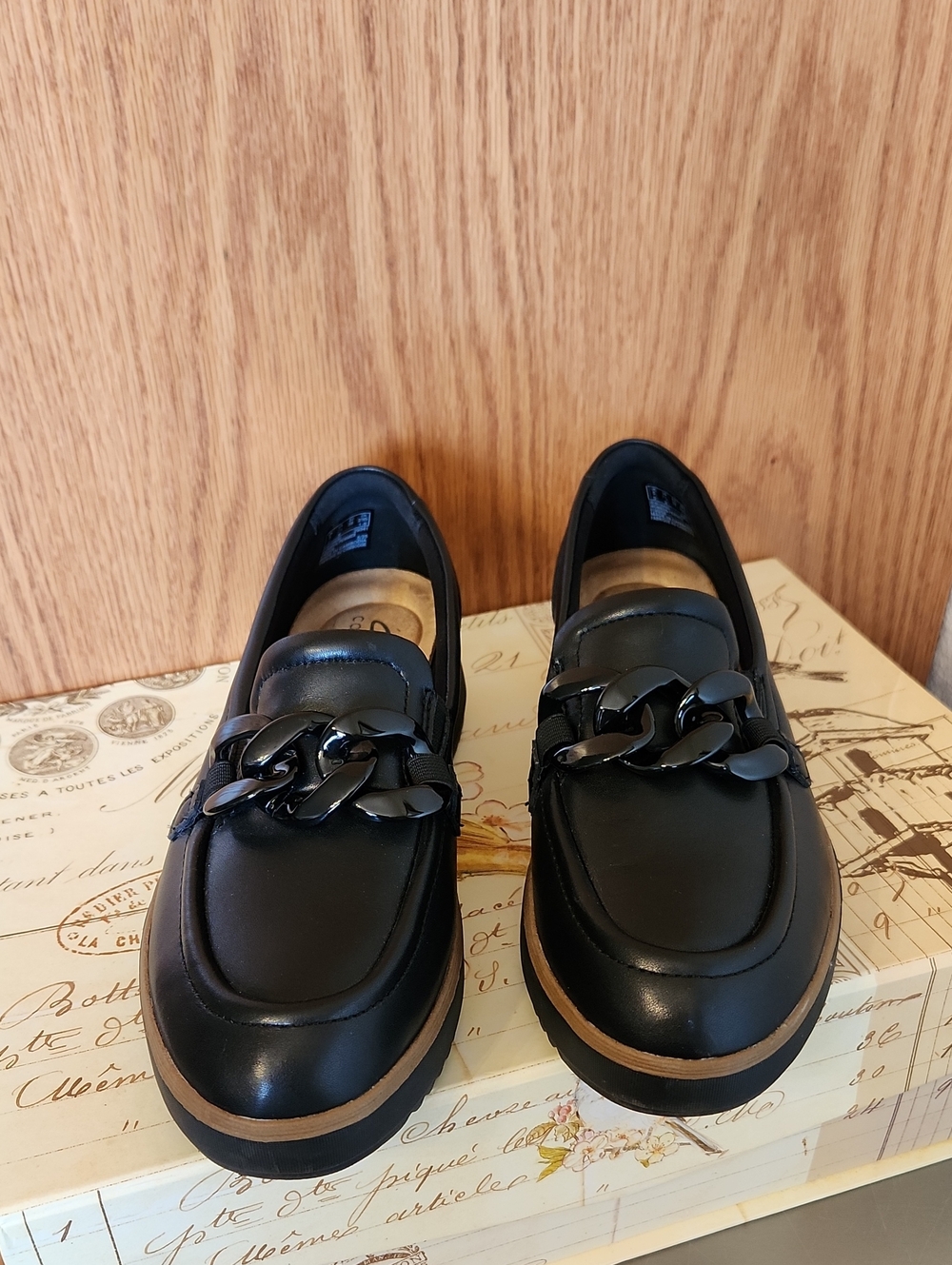 Clarks Black Chain-Trim Leather Loafers